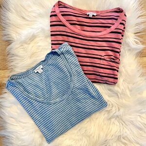 • BOGO 🏷 • splendid • x2 t-shirts • size extra small AND small •